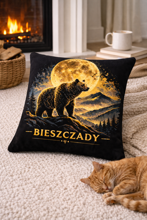 poduszka bieszczady niedźwiedź05.png