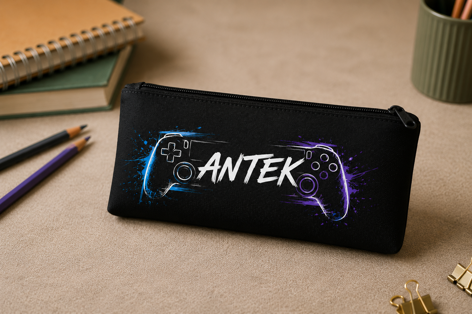Piórnik personalizowany z imieniem dziecka