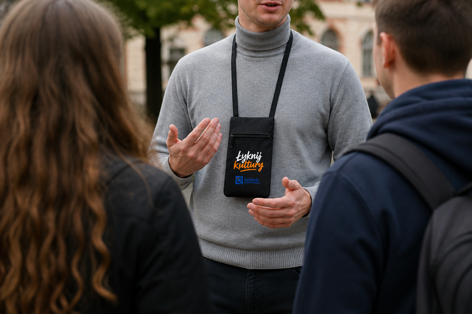 Gadżet reklamowy saszetka na szyję z logo